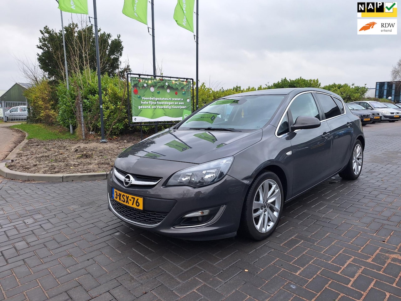 Opel Astra - 1.4 Turbo Sport / APK juli 2025 - AutoWereld.nl