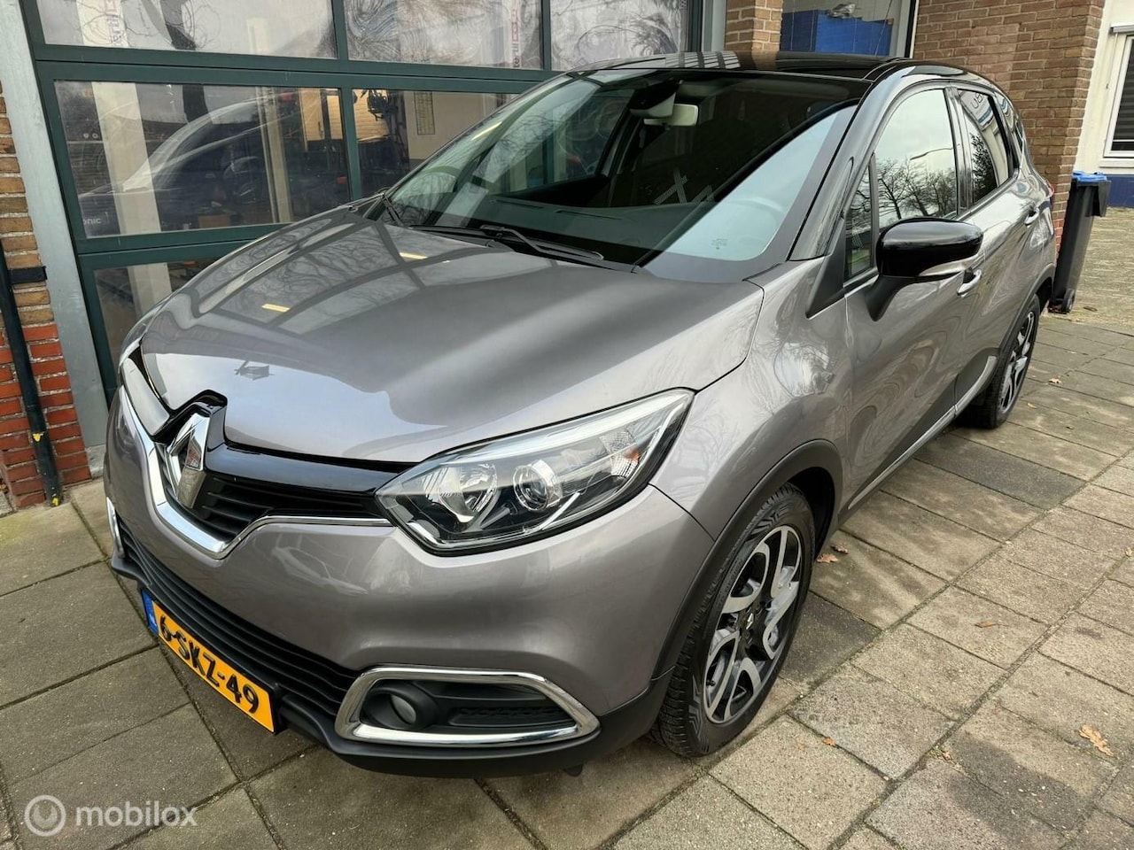 Renault Captur - 1.2 TCe Expression / Automaat / Trekhaak - AutoWereld.nl