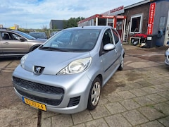 Peugeot 107 - 1.0-12V XR