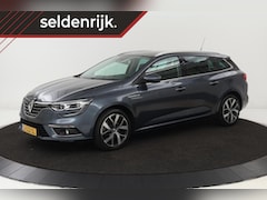 Renault Mégane - 1.3 TCe Bose | Trekhaak | Carplay | Navigatie | Half leder | Climate control | Keyless | P