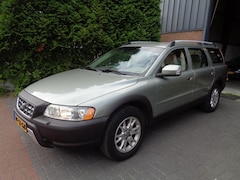 Volvo XC70 - 2.4 D5 Momentum, Navi, Leder, PDC, Cruise control