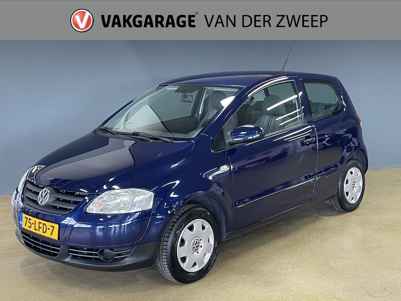 Volkswagen Fox - 1.2 Trendline | Airco - AutoWereld.nl