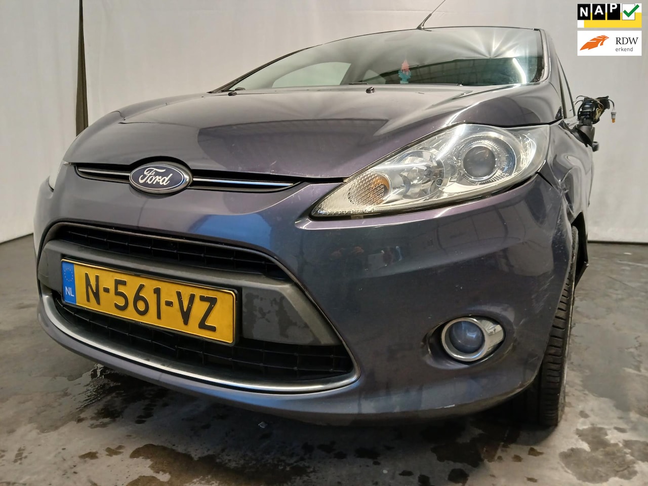 Ford Fiesta - 1.6 TDCi Ghia - Airco - WOK - Export - Schade - AutoWereld.nl