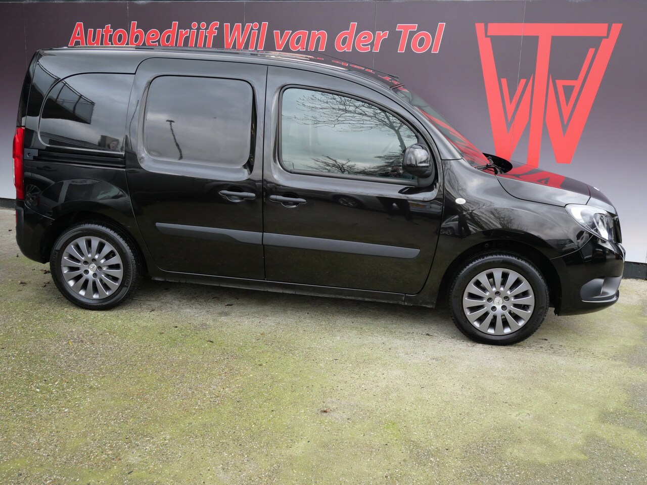 Mercedes-Benz Citan - 108 CDI | EURO 6 | AIRCO | CRUISE | CAMERA | ZWART | 4x OP VOORRAAD!! - AutoWereld.nl