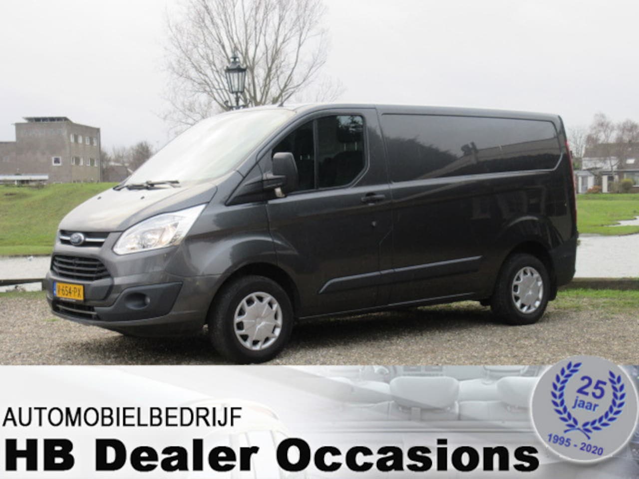 Ford Transit Custom - 270 2.0 TDCI L1H1 Trend - Airco - Navi - 6 Bak - 3 Zits zaterdag open tot 15 uur - AutoWereld.nl