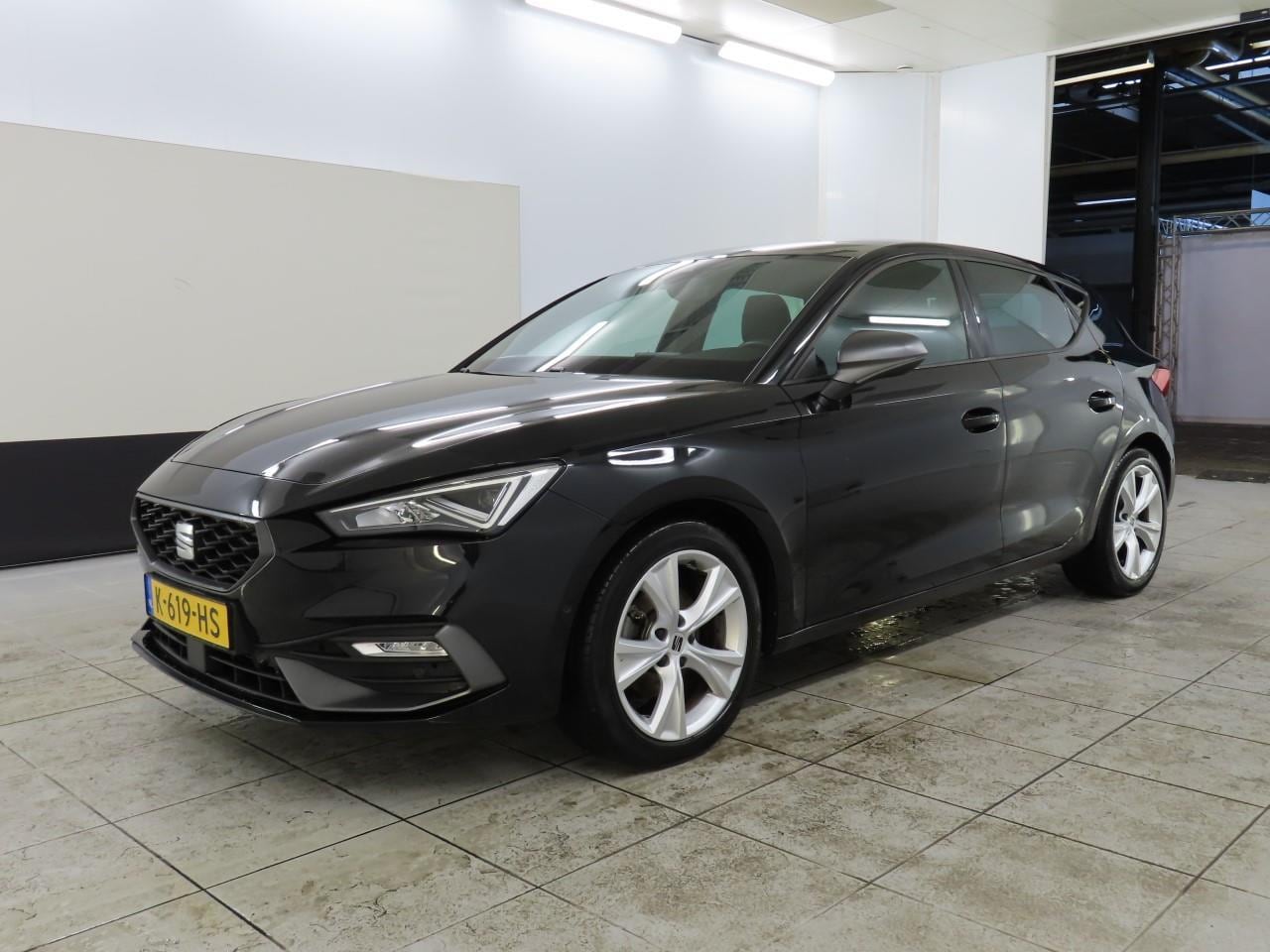 Seat Leon - 1.5 TSI FR 150PK Launch Edition+Leder+Xenon+Sfeer-verlichting+Navigatie = SUPER PRIJS !! - AutoWereld.nl