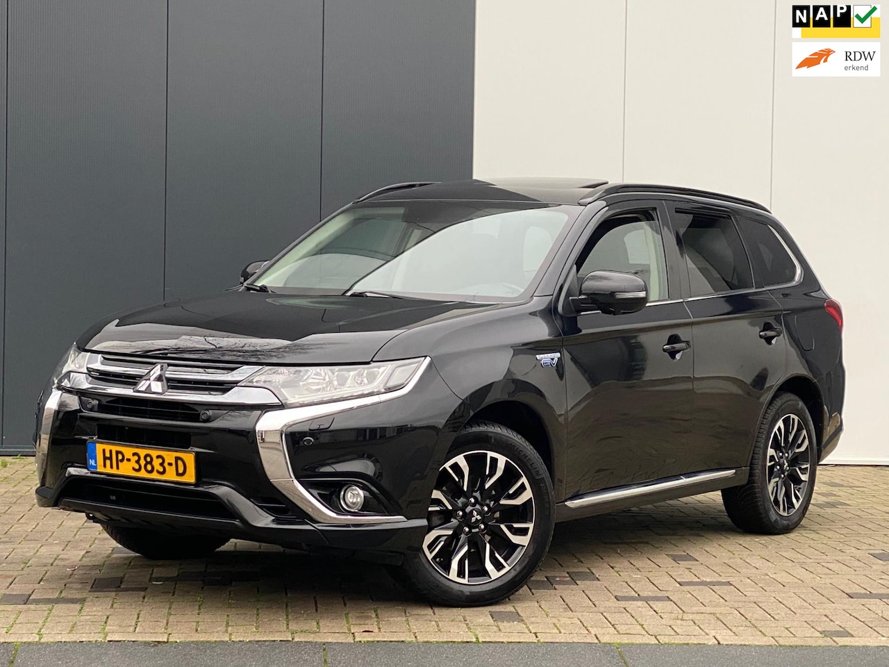 Mitsubishi Outlander - 2.0 PHEV instyle 2.0 PHEV instyle+ - AutoWereld.nl