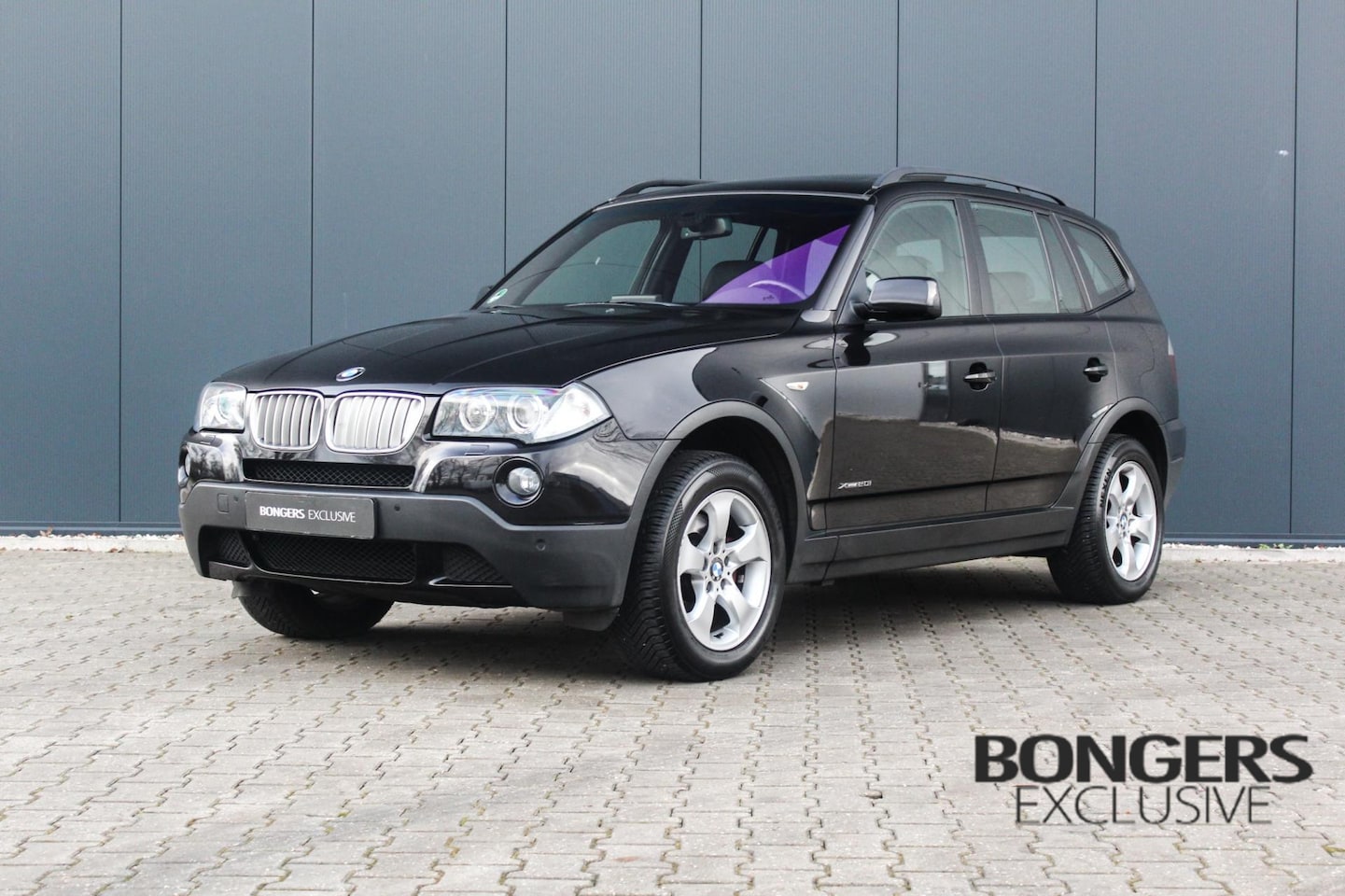 BMW X3 - 2.0i Executive | Panoramadak | 4x verwarmd - AutoWereld.nl