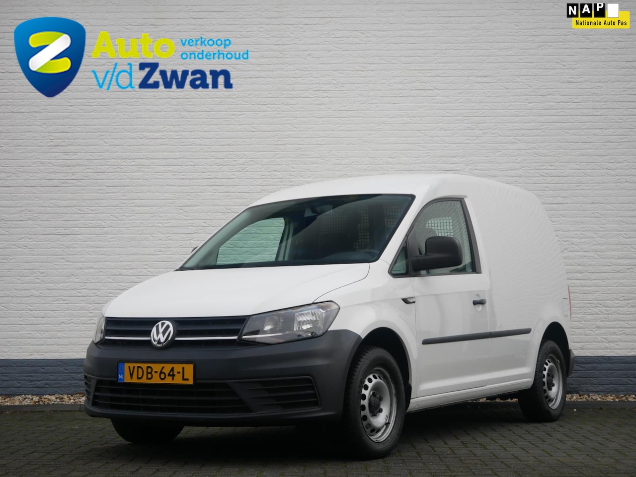 Volkswagen Caddy - 2.0 TDI L1H1 BMT Airco/Cruise/Bluetooth - AutoWereld.nl