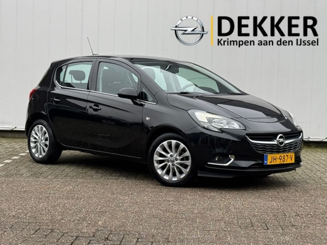 Opel Corsa - 1.4 Innovation met CarPlay Navigatie, Climate Controle, 16inch Velgen - AutoWereld.nl