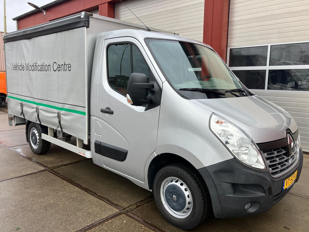 Renault Master - T35 2.3 dCi L2 Schuifzijl laadbak - AutoWereld.nl