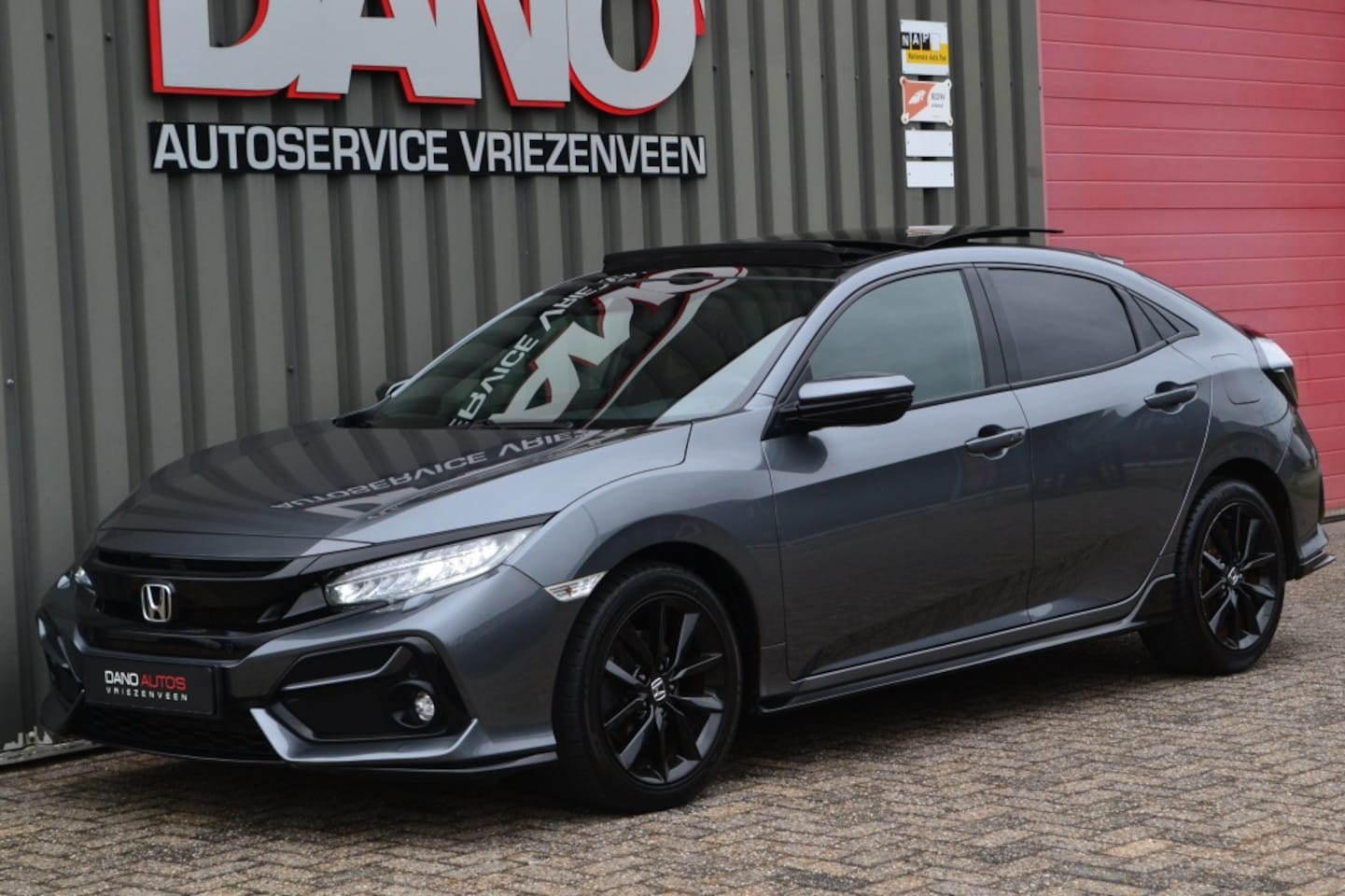 Honda Civic - 1.5 i-VTEC Sport + 183PK LED/Pano/Acc/Camera - AutoWereld.nl