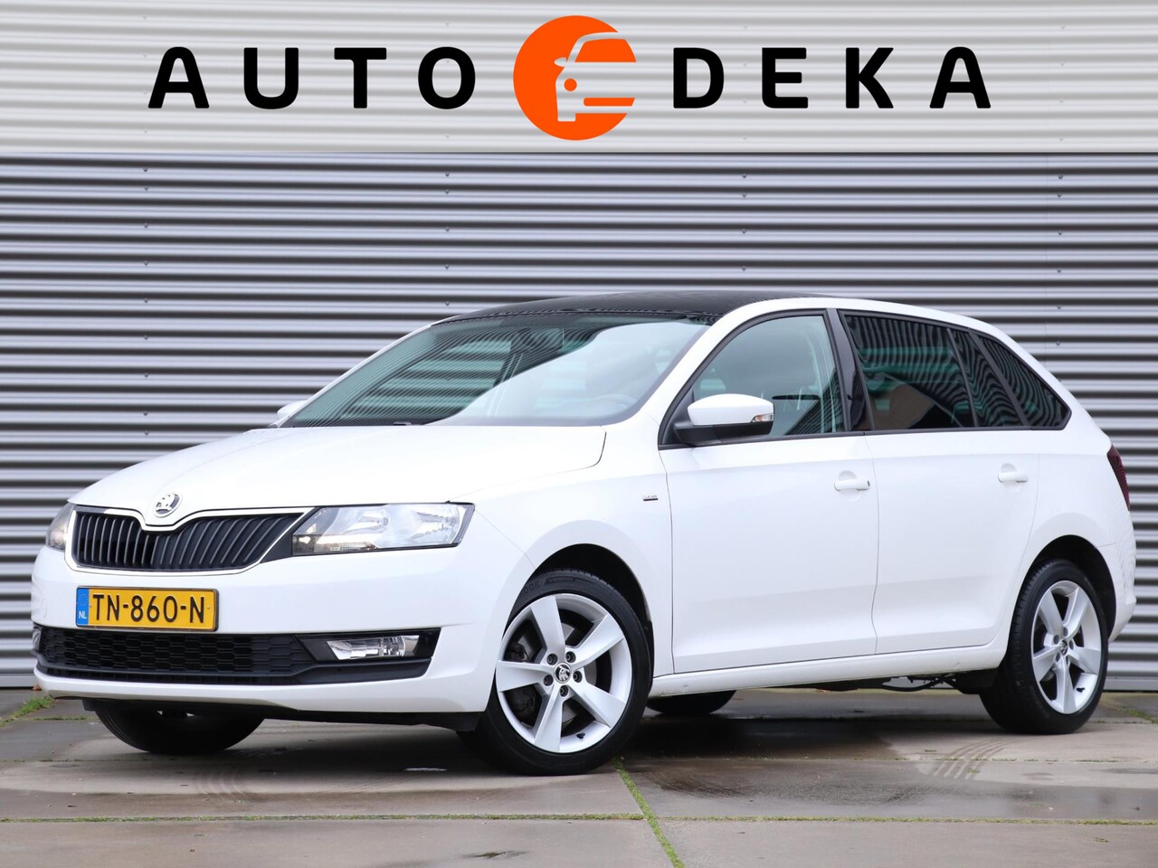 Skoda Rapid Spaceback - 1.0 TSI 110pk Greentech Clever*Panodak*Navigatie* - AutoWereld.nl