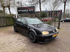 Volkswagen Golf - 1.6-16V Oxford Airco 5 Drs Geluid in Versnellingsbak rijdt nog wel