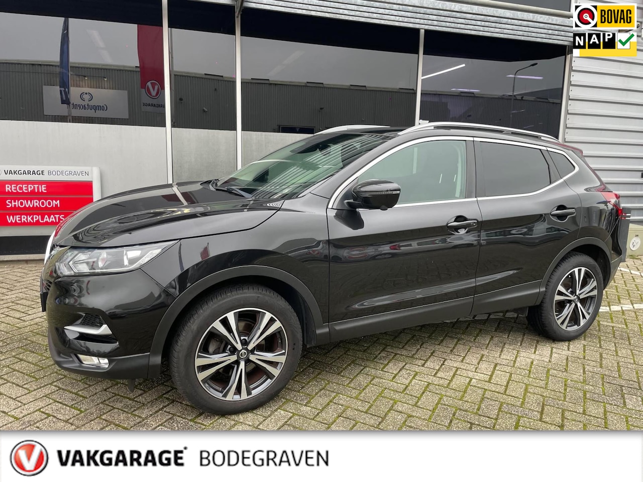 Nissan Qashqai - 1.2 N-Connecta / panoramadak / 360 camera - AutoWereld.nl