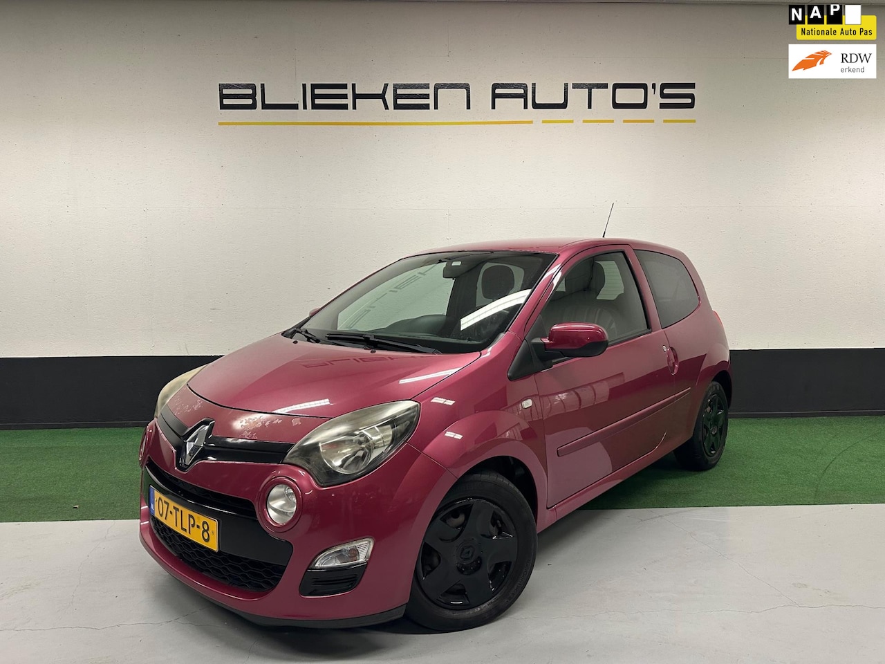 Renault Twingo - 1.2-16V Collection 1.2 16V Collection - AutoWereld.nl