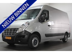 Renault Master - T33 2.3 dCi L2H2 - 3 pers. - Airco / Navi / Trekhaak