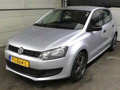 Volkswagen Polo - 1.2 - 5 deurs - Airco - Trekhaak - Mooie auto