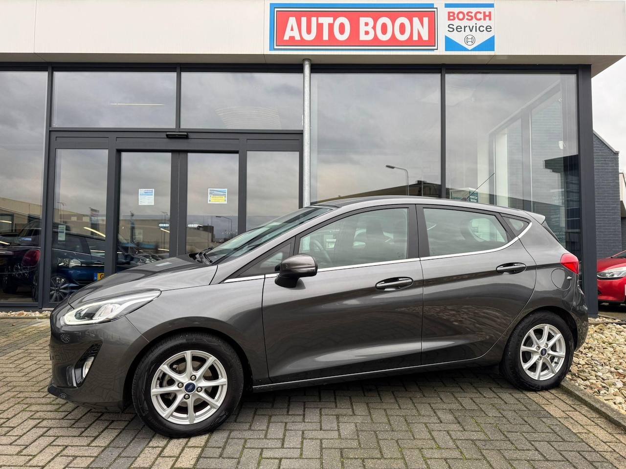 Ford Fiesta - 1.0 125PK HYBRID FULL TITANIUM : APPCarpl./ECC -AIRCO/BT/LMV/PDC/CC - 1:25 - NL AUTO - KM= - AutoWereld.nl