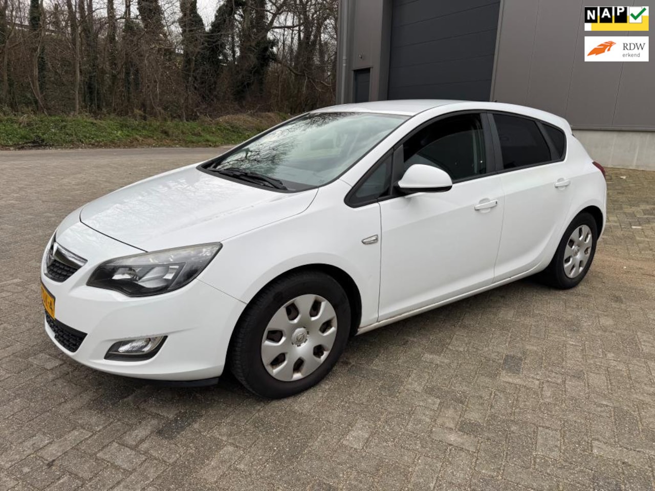 Opel Astra - 1.7 CDTi S/S Edition 1.7 CDTi S/S Edition - AutoWereld.nl