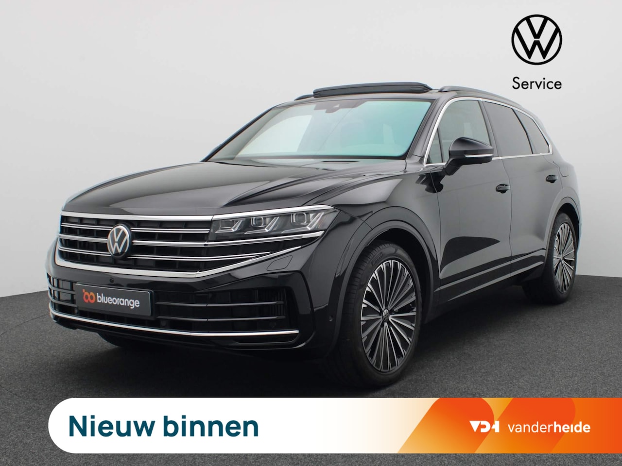 Volkswagen Touareg - 3.0 TSi eHybrid 4MOTION Elegance 382PK DSG Luchtvering, Servosluiting, Pano-Schuifdak, 360 - AutoWereld.nl