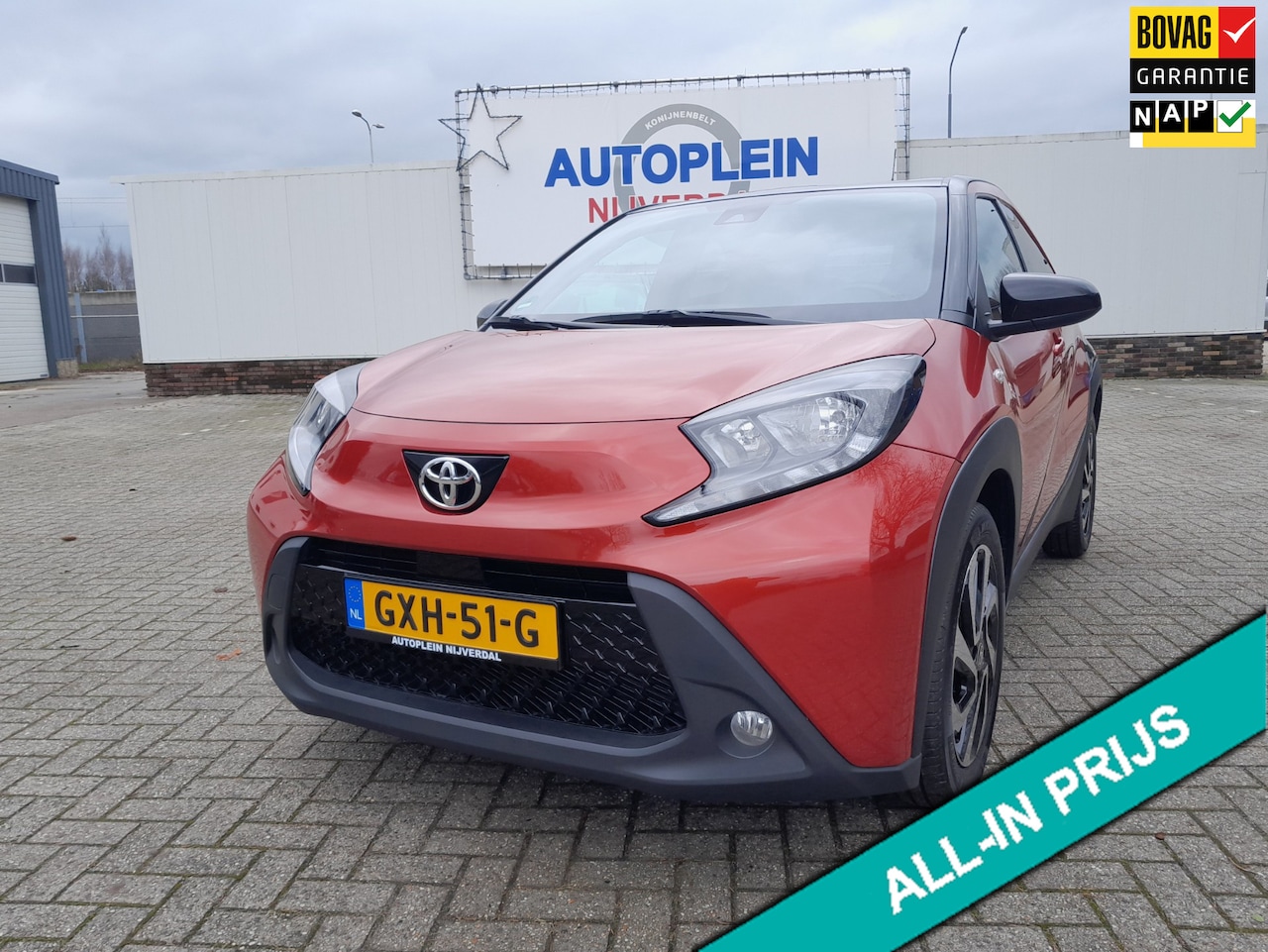 Toyota Aygo X - 1.0 VVT-i MT Pulse mooie complete Aygo in het rood! - AutoWereld.nl