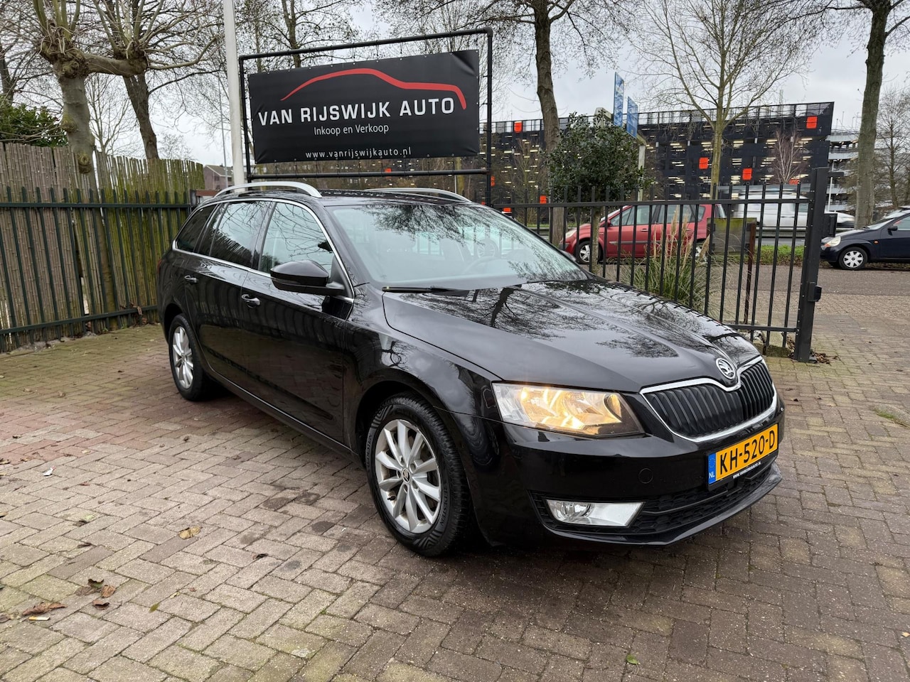 Skoda Octavia Combi - 2.0 TDI Clima Adaptive-Cruise 6390 NETTO Nav Dealer Ond - AutoWereld.nl