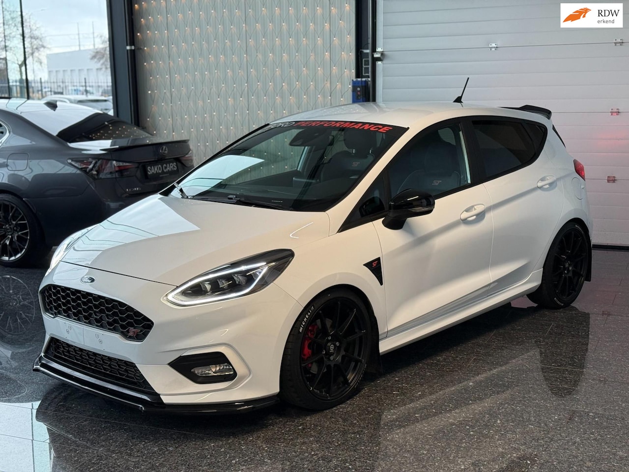 Ford Fiesta - 1.5 EcoBoost ST-3 2020 Performance 200PK Maxton - AutoWereld.nl