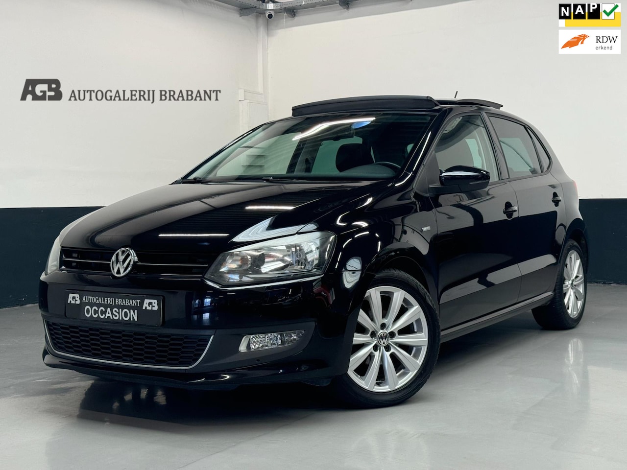 Volkswagen Polo - 1.2 TSI Highline Pano/1eEigenaar/105pk/Carplay - AutoWereld.nl