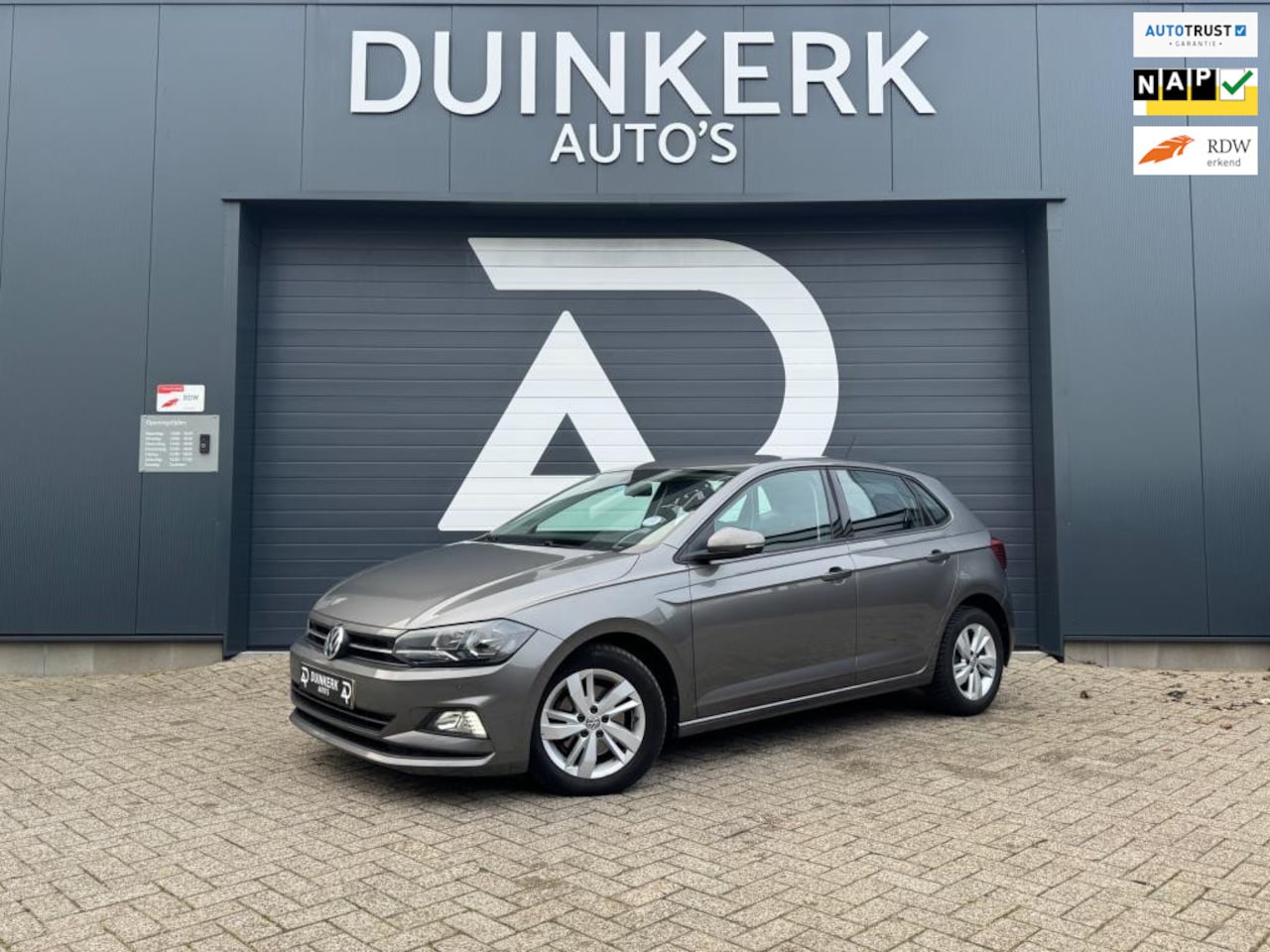 Volkswagen Polo - 1.6 TDI Comfortline | Airco | Cruise Control | Nav | Parkeersensor - AutoWereld.nl