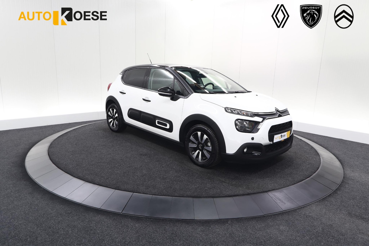 Citroën C3 - PureTech 83 Shine | Camera | Stoelverwarming | Apple Carplay | 16 Inch Velgen - AutoWereld.nl