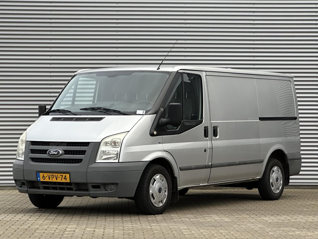 Ford Transit - 280M 2.2 TDCI 280M 2.2 TDCI - AutoWereld.nl