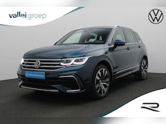 Volkswagen Tiguan - 1.4 TSI 245PK DSG eHybrid R-Line Business+ | Trekhaak | Navi Discover Pro | Adaptief onder