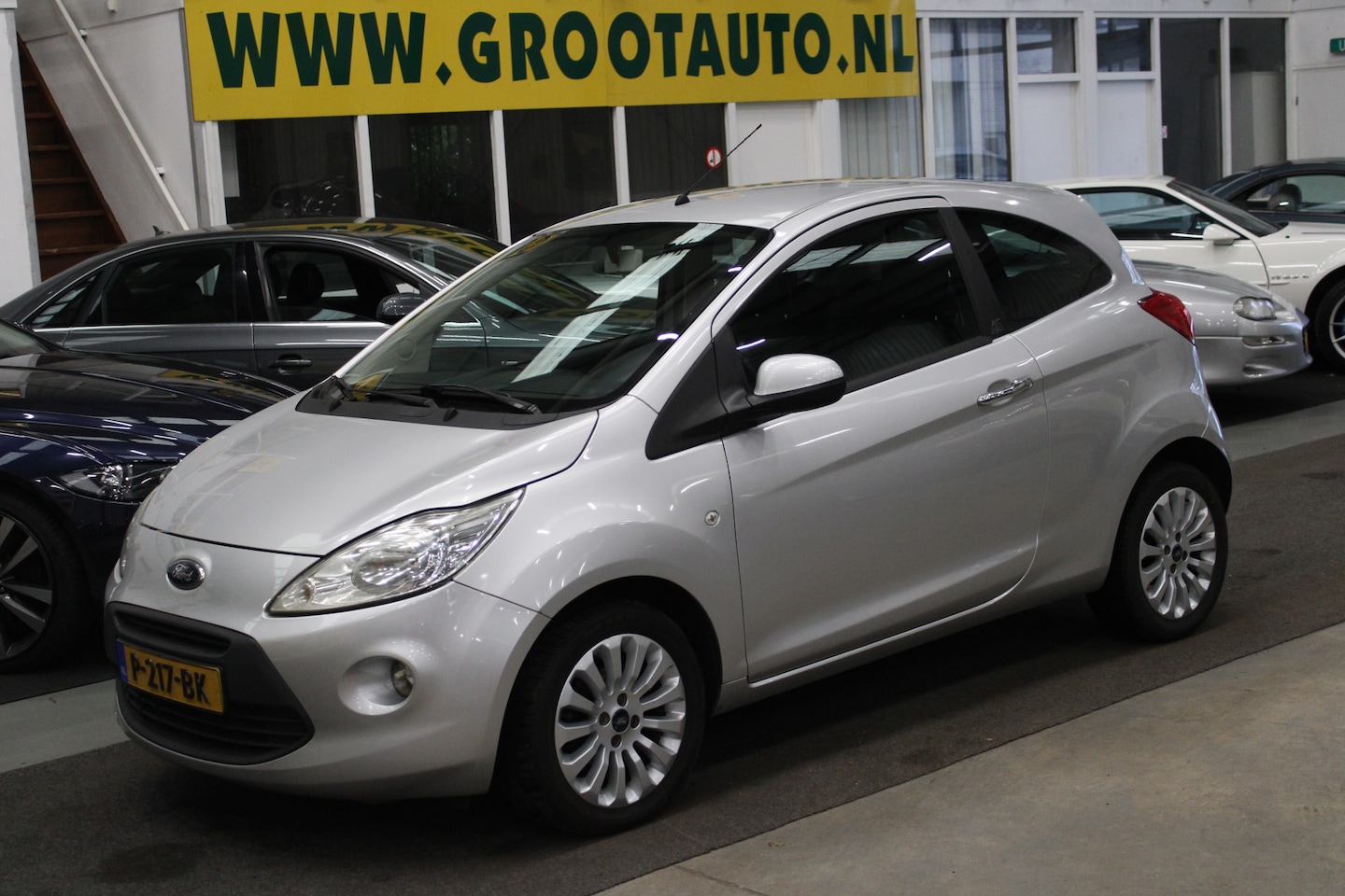 Ford Ka - 1.2 Cool&Sound Airco, Stuurbekrachtiging - AutoWereld.nl