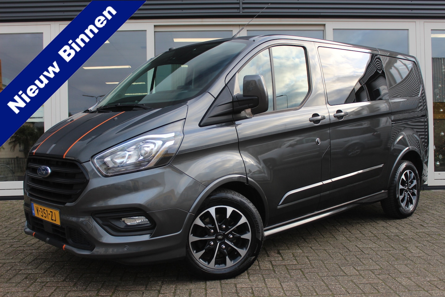 Ford Transit Custom - 310 2.0 TDCI Sport Dubbele Cabine, Cruise Control, Airco, Automaat, Camera, Trekhaak, Appl - AutoWereld.nl