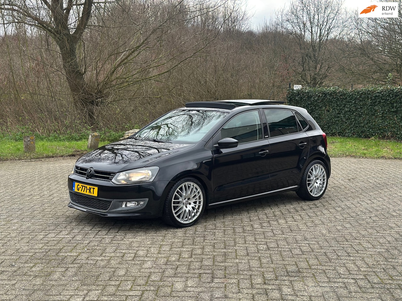 Volkswagen Polo - 1.4-16V Highline PANO I CARPLAY I NWE APK I NWE BANDEN ! - AutoWereld.nl