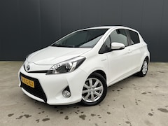 Toyota Yaris - 1.5 Full Hybrid Aspiration CAMERA ECC