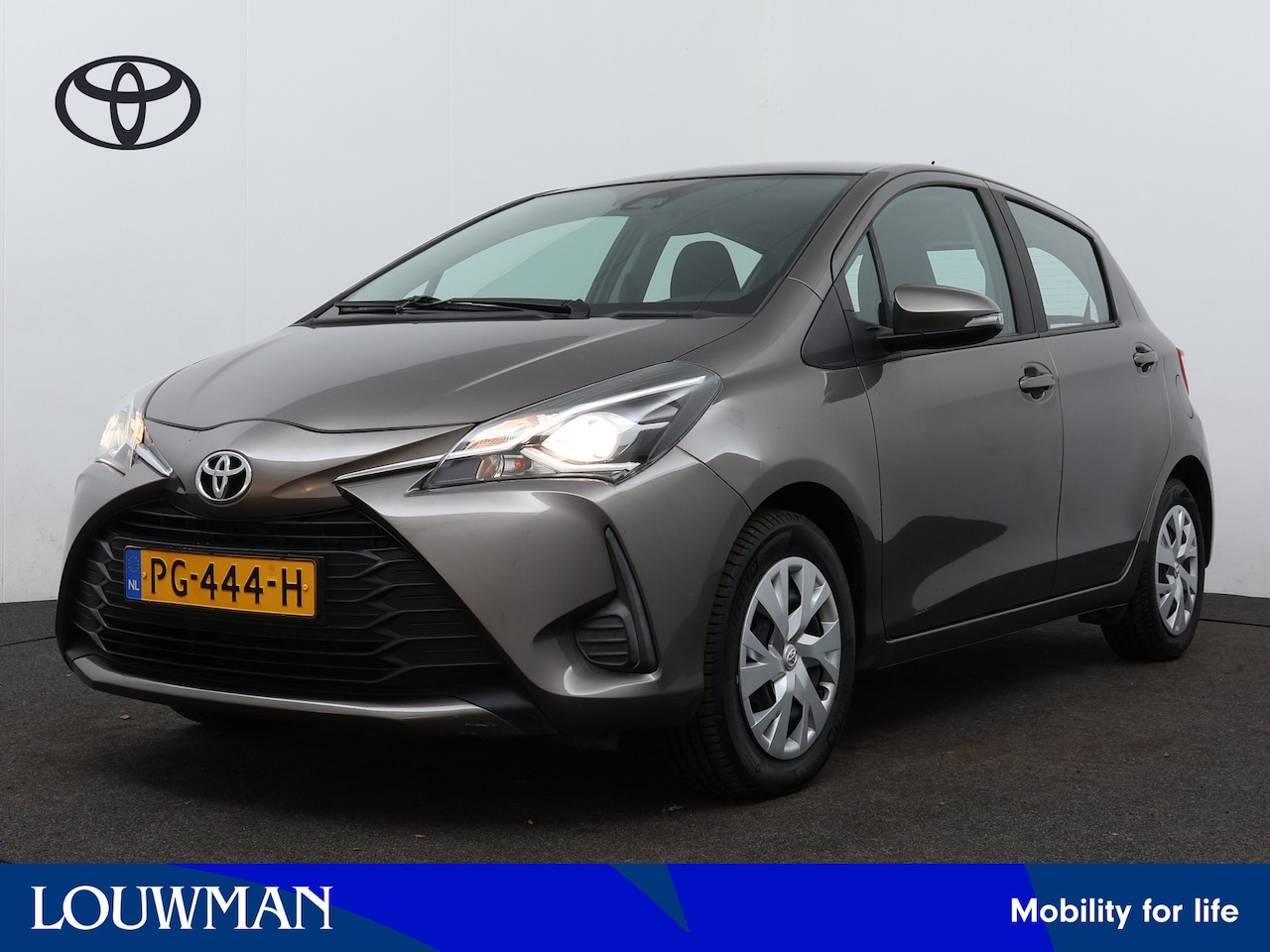 Toyota Yaris - 1.5 VVT-i Aspiration | Trekhaak | Navigatie | Camera | Cruise Control | Climate Control | - AutoWereld.nl