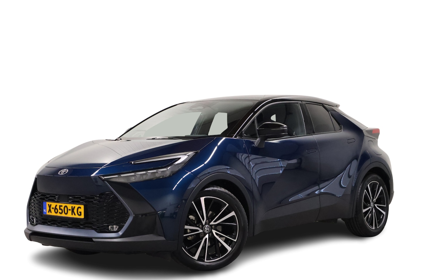 Toyota C-HR - 1.8 Hybrid Executive NG Pack - AutoWereld.nl