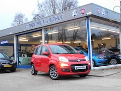 Fiat Panda - 1.2 Lounge 23.000 km 5 zitplaatsen