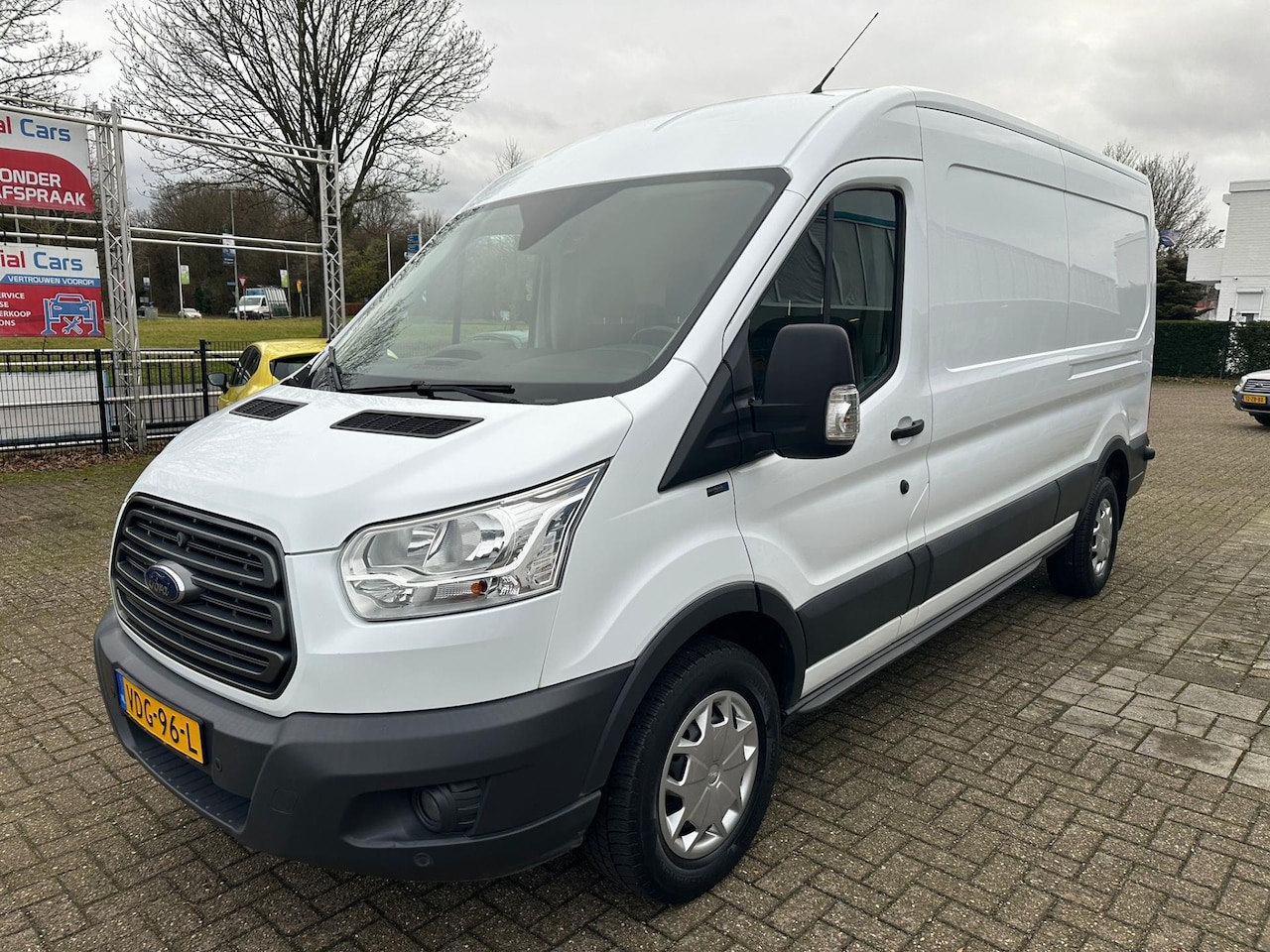 Ford Transit - 330 2.0 TDCI 130 Pk L3H2 Trend Airco/ Cruise/ PDC - AutoWereld.nl