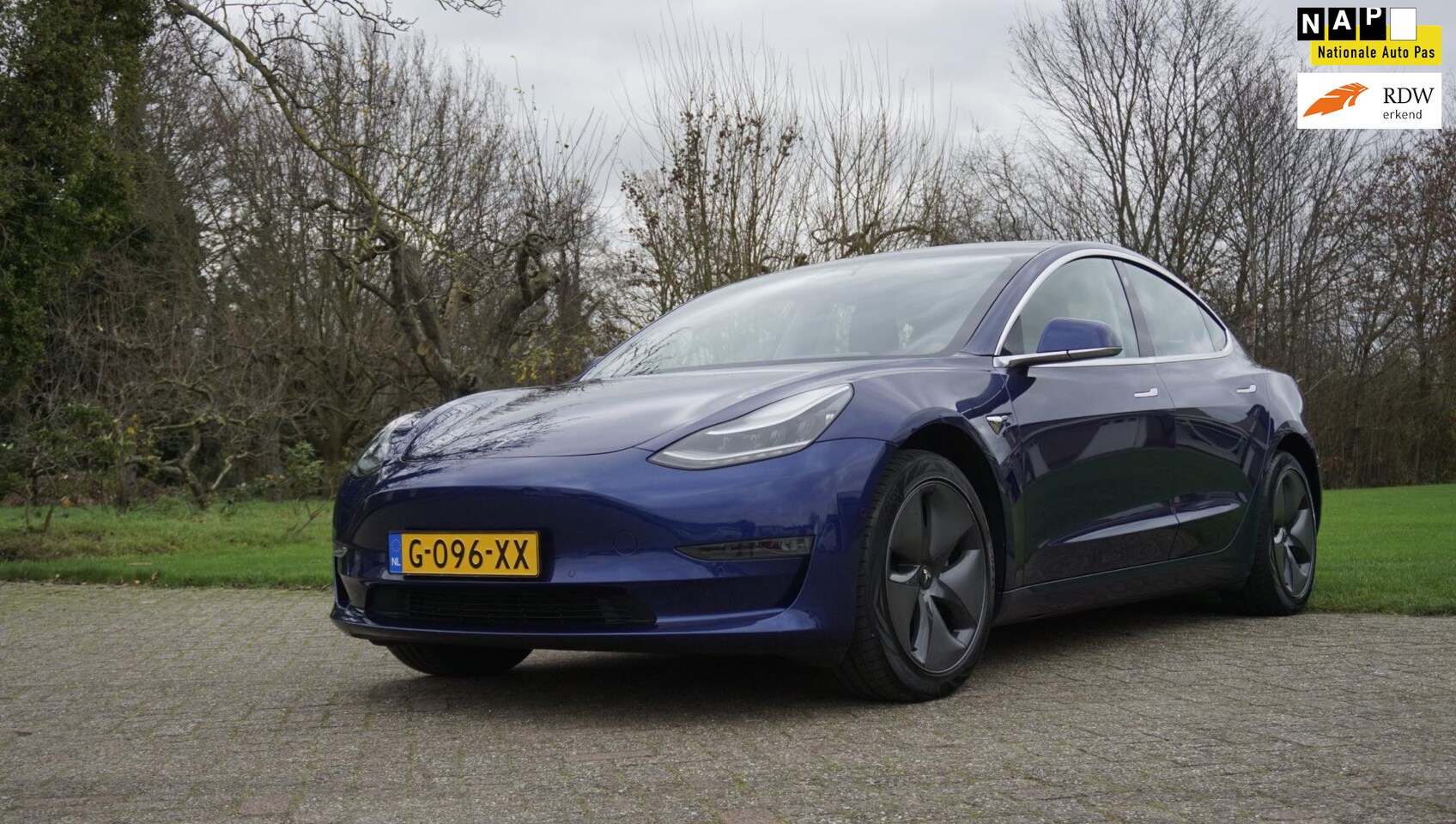 Tesla Model 3 - Long Range RWD Long Range AWD 75 kWh Panoramadak zwart leder - AutoWereld.nl