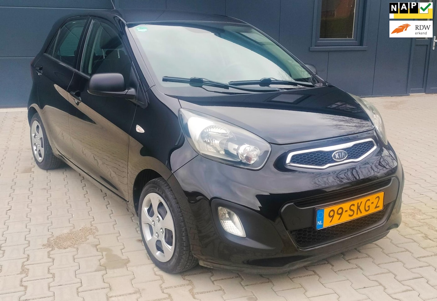 Kia Picanto - 1.2 CVVT Comfort Pack 1.2 CVVT Comfort Pack - AutoWereld.nl