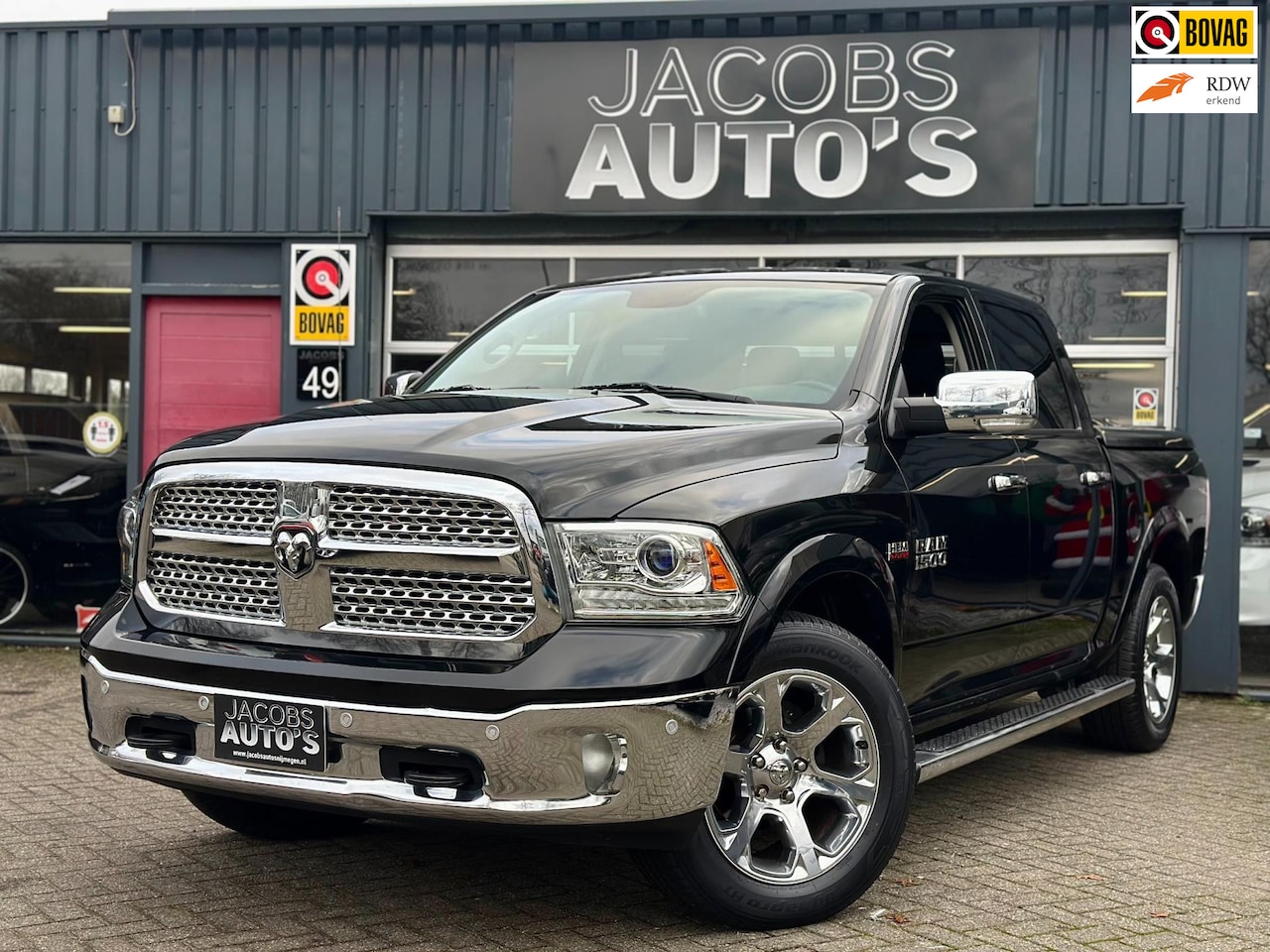 Dodge Ram 1500 - 5.7 V8 Crew Cab laramie - AutoWereld.nl