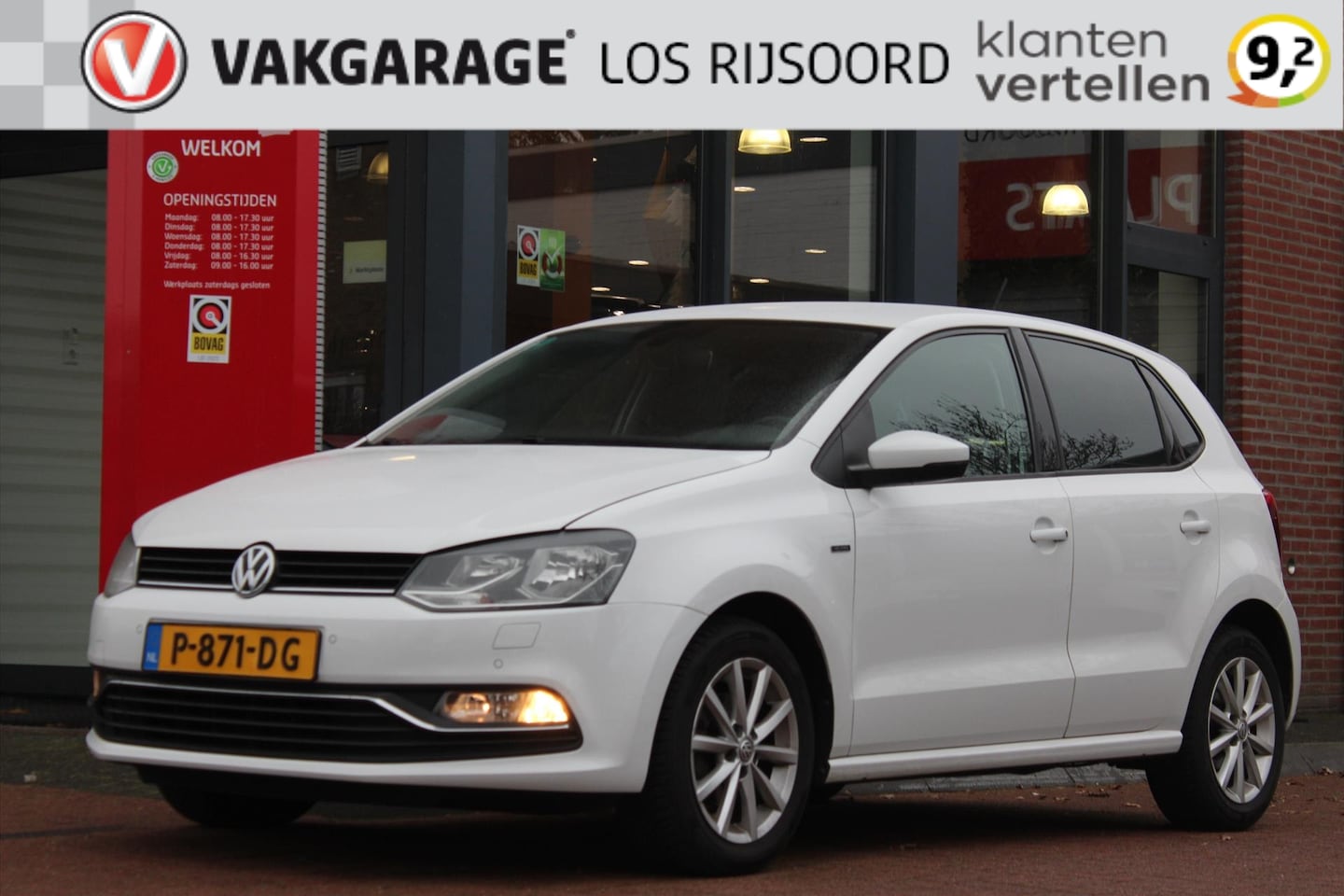 Volkswagen Polo - 1.2 TSI *DSG* *Highline* | Dealer OH | All-Seasons | PDC V+A | Stoelverwarming | Cruise & - AutoWereld.nl