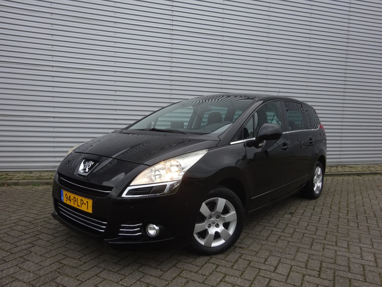 Peugeot 5008 - 1.6 VTi Blue Lease 5p. Airco / Climate control / Parkeersensoren - AutoWereld.nl