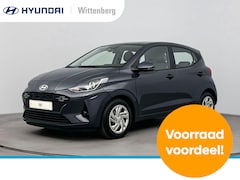 Hyundai i10 - 1.0 Premium | Incl. €2250, - Voorraadactie | Navigatie | Camera | Parkeersensoren | Climat