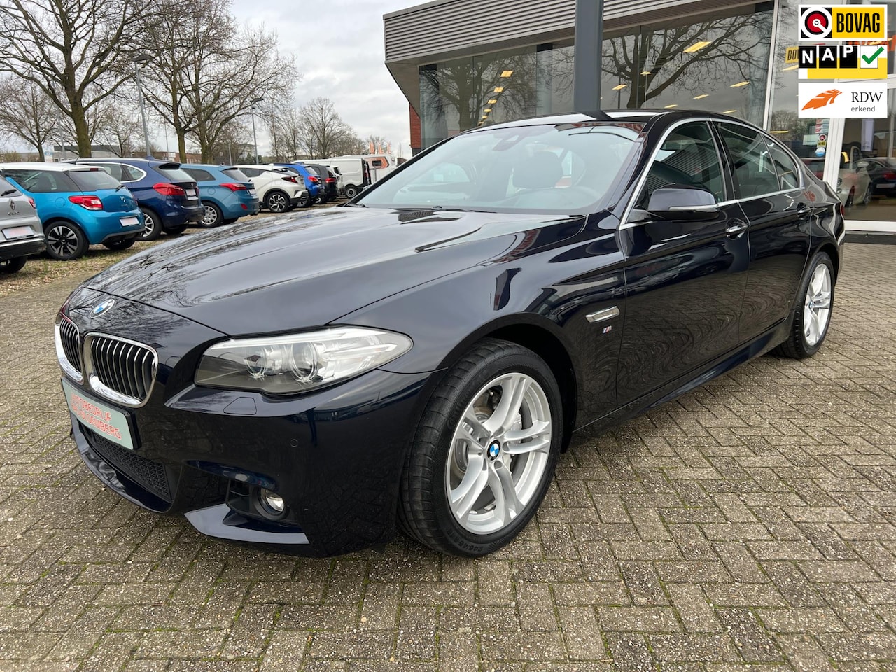 BMW 5-serie - 535i luxery edit, M-Pakket, Automaat, Navi, HUD, Lane assist, etc - AutoWereld.nl