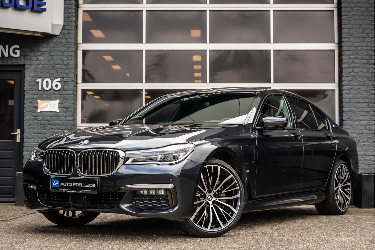 BMW 7-serie - 740e 740E, M-Sport, ACC, Dak, Harman/Kardon, 360* Camera, Nappa, Massage, Head-up, Keyless, Sof - AutoWereld.nl