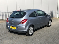 Opel Corsa - 1.4-16V Enjoy